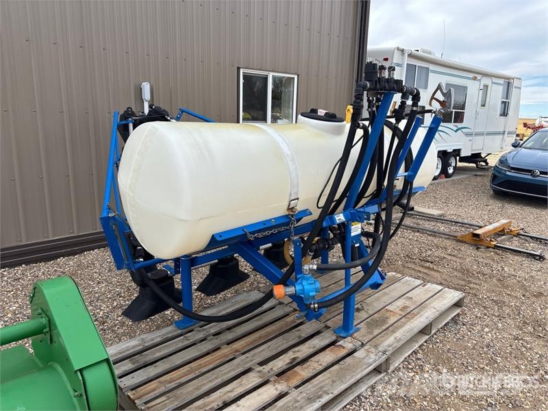 Brandt 18 ft 3-Point Hitch Sprayer Tažené postřikovače