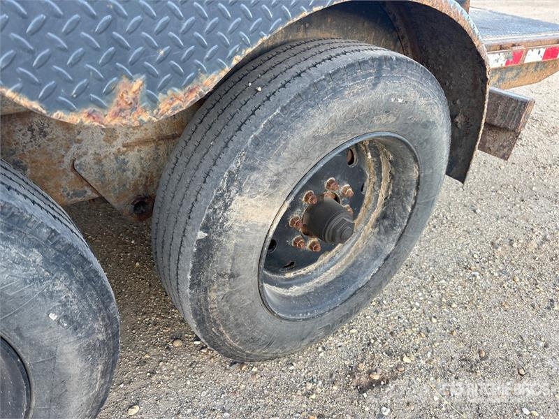 Brandt 22 ft T/A Tilt Deck Trailer 平板拖车