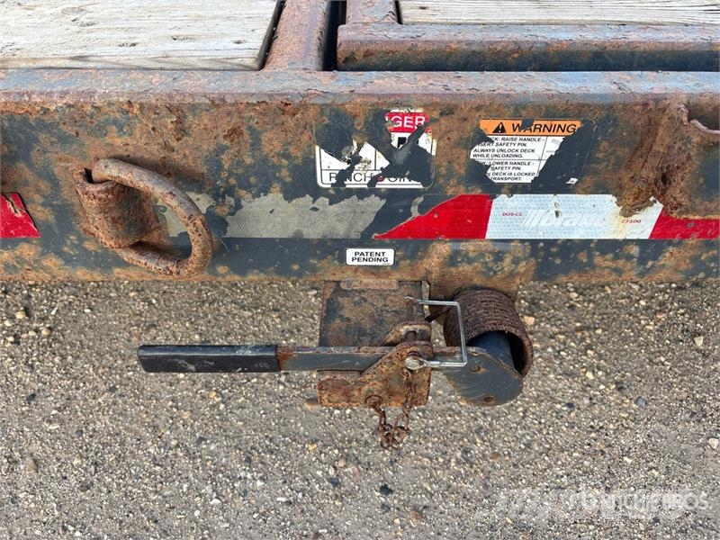 Brandt 22 ft T/A Tilt Deck Trailer 平板拖车