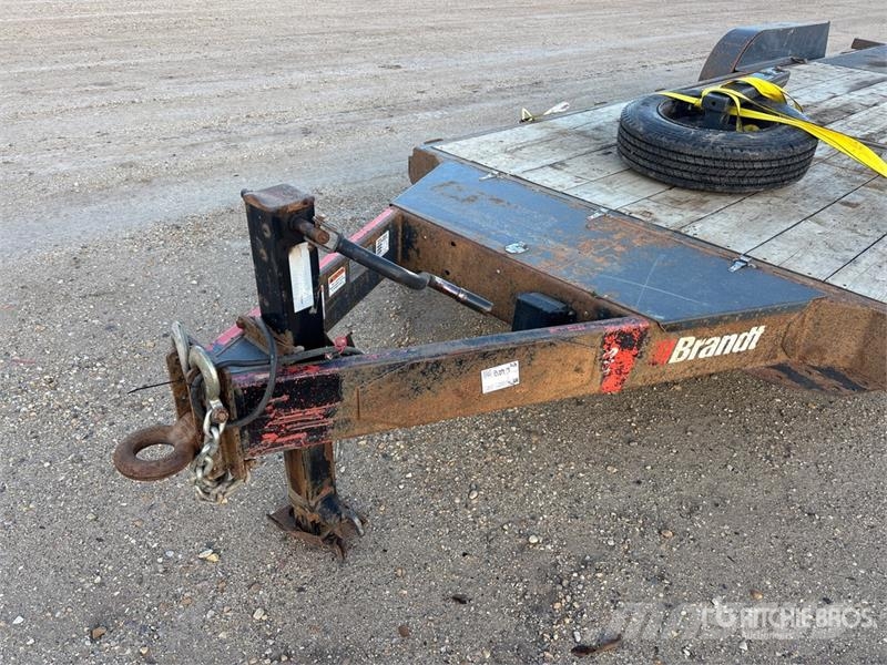 Brandt 22 ft T/A Tilt Deck Trailer 平板拖车