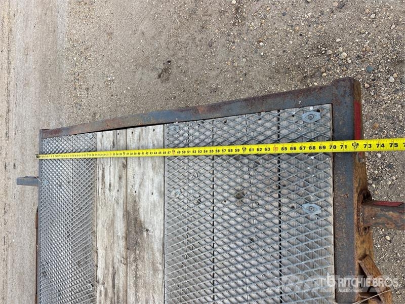 Brandt 22 ft T/A Tilt Deck Trailer 平板拖车