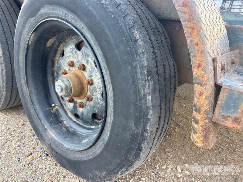 Brandt 22 ft T/A Tilt Deck Trailer 平板拖车