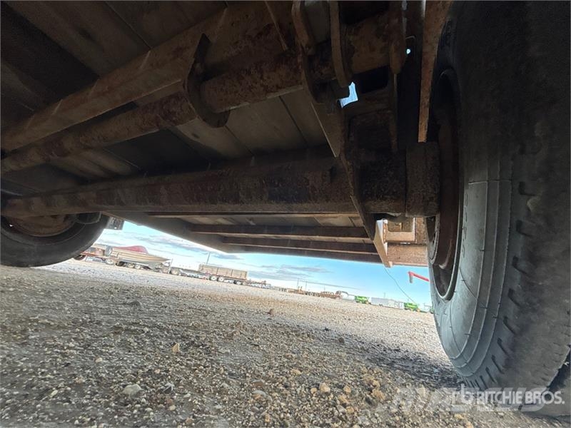 Brandt 22 ft T/A Tilt Deck Trailer 平板拖车