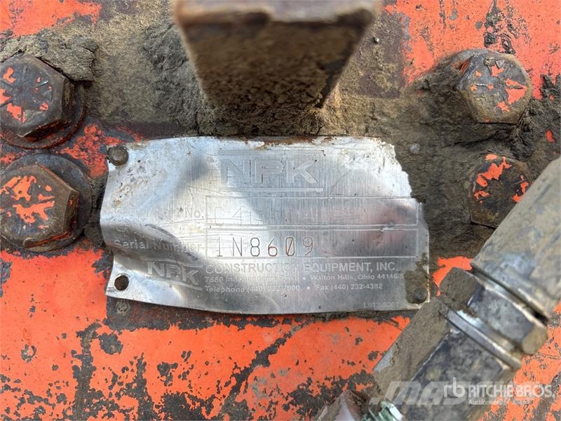 Brandt 23 in Plate Compactor Attachment - Fits John Deere Trilmachines