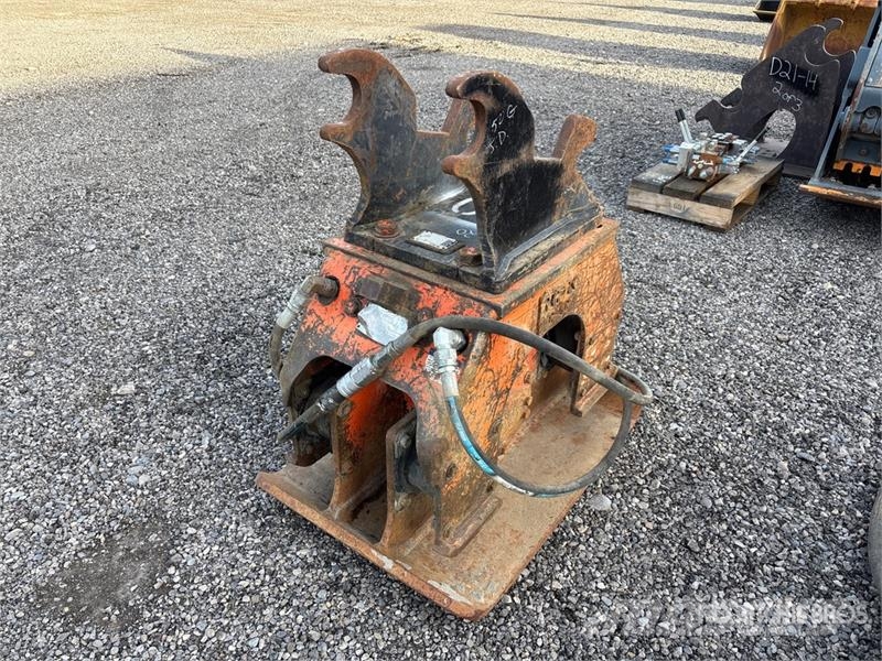 Brandt 23 in Plate Compactor Attachment - Fits John Deere Trilmachines