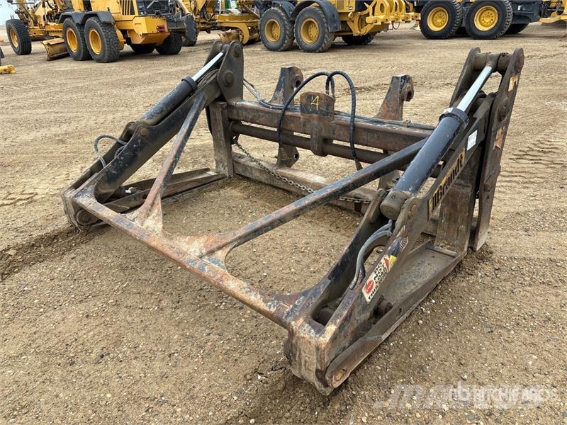 Brandt 50 in Q/C Wheel Loader Grapple - Fits Doosan DL250 Gripere