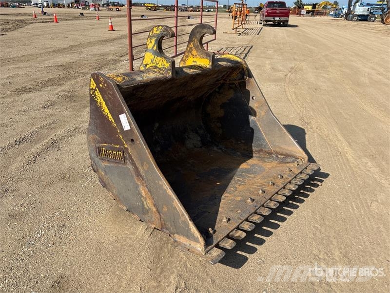 Brandt 60 in Q/C Cleanup Excavator Bucket - Fits 210GLC Κουβάδες
