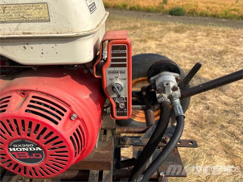 Brandt 635 6 in x 35 ft Grain Auger Material de transporte
