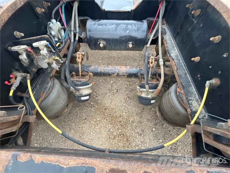 Brandt 65 ton Tri/A Removable Gooseneck Lowboy Trailer لوادر منخفضة