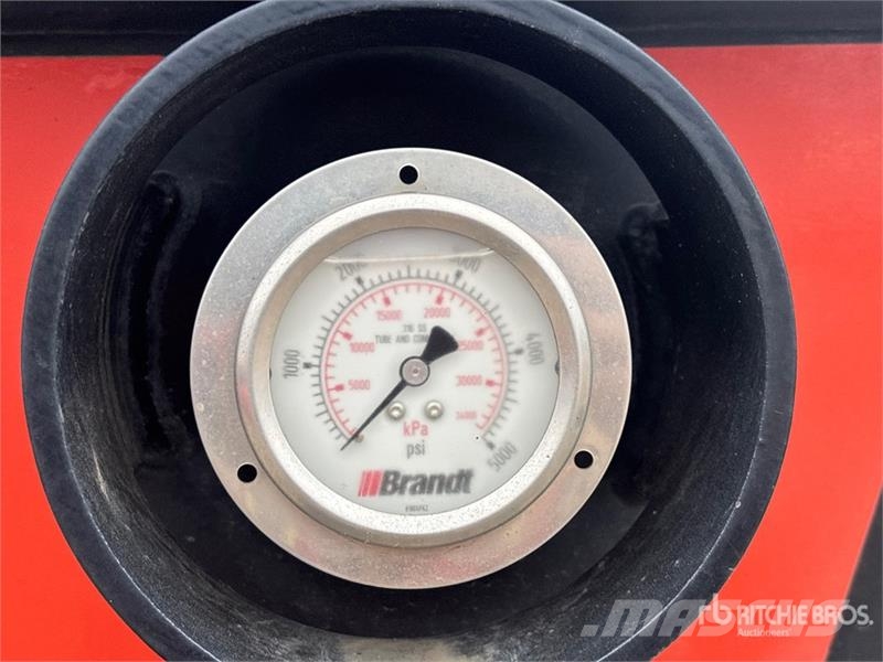 Brandt 65 ton Tri/A Removable Gooseneck Lowboy Trailer لوادر منخفضة