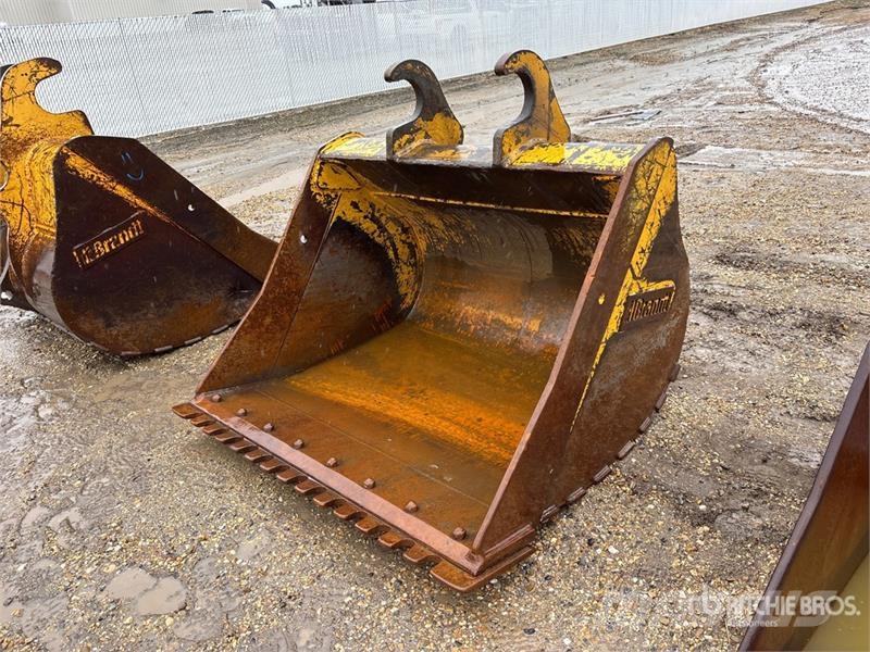 Brandt 66 in Q/C Cleanup Excavator Bucket - Fits John Dee دلاء