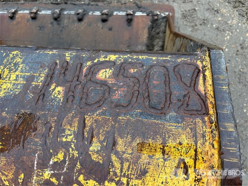 Brandt 66 in Q/C Cleanup Excavator Bucket - Fits John Dee دلاء