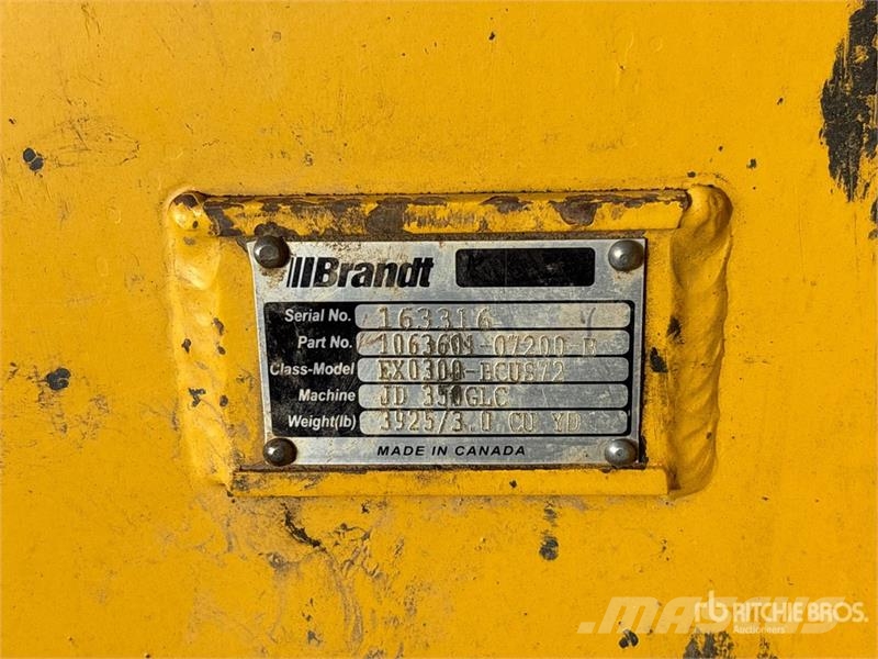 Brandt 72 in Q/C Cleanup Excavator Bucket - Fits John Dee Žlice