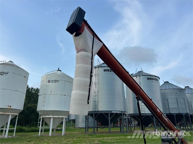 Brandt 730 7 in x 30 ft Grain Auger معدات نقل