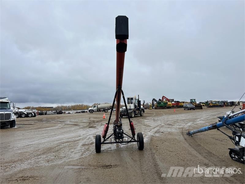 Brandt 735 6 in x 35 ft Grain Auger Dopravní zařízení