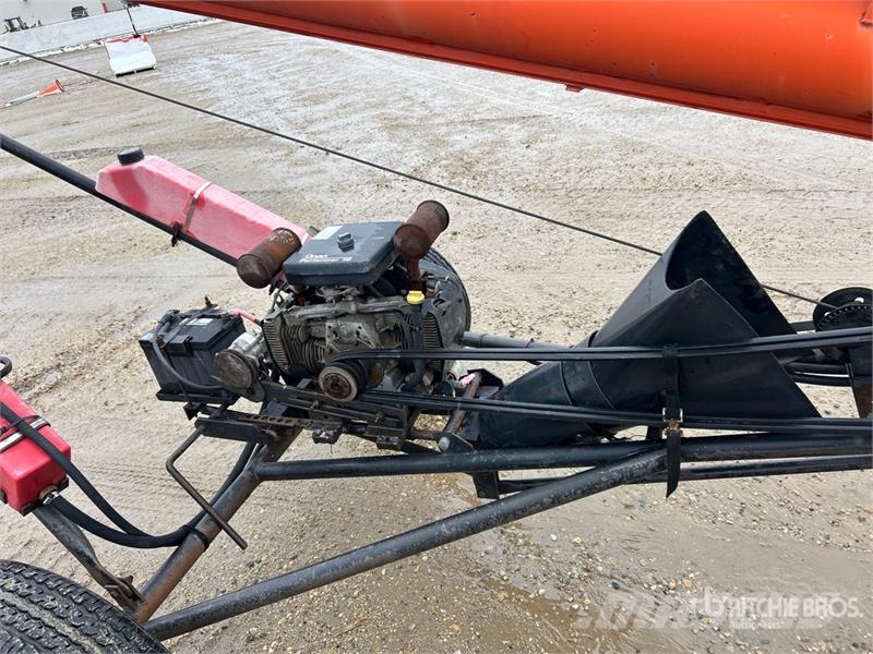 Brandt 735 7 in x 35 ft Grain Auger (Inoperable) Konveieriseadmed