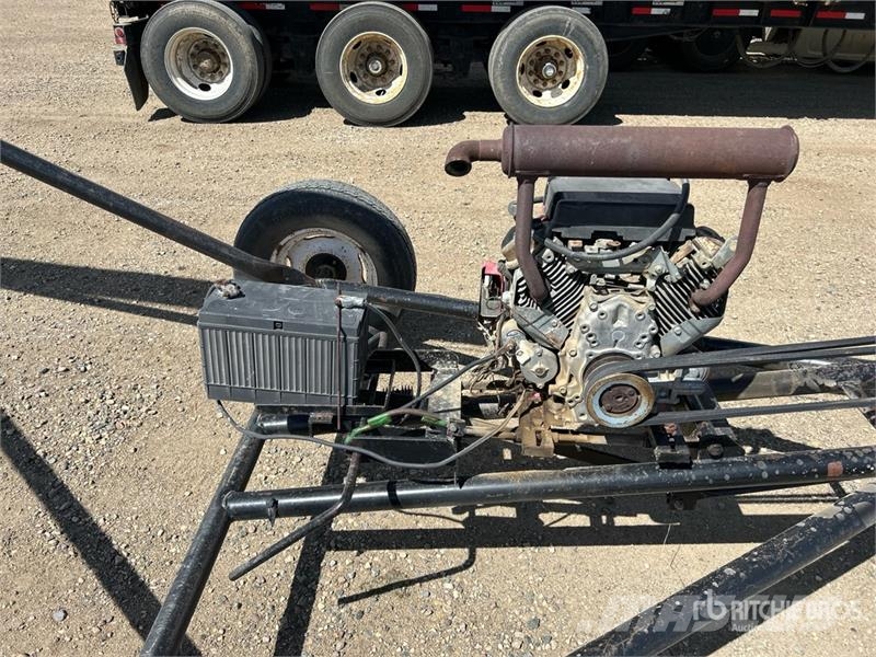 Brandt 745 7 in x 45 ft Grain Auger معدات نقل