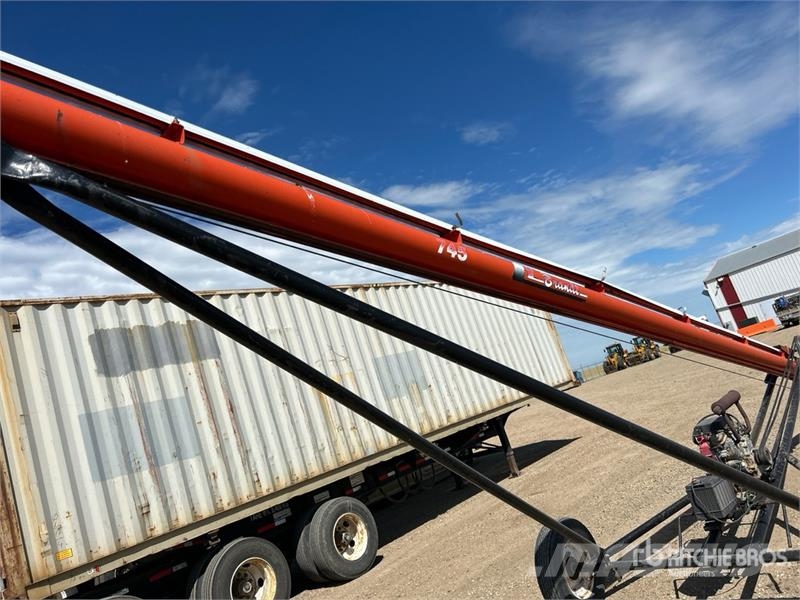 Brandt 745 7 in x 45 ft Grain Auger معدات نقل