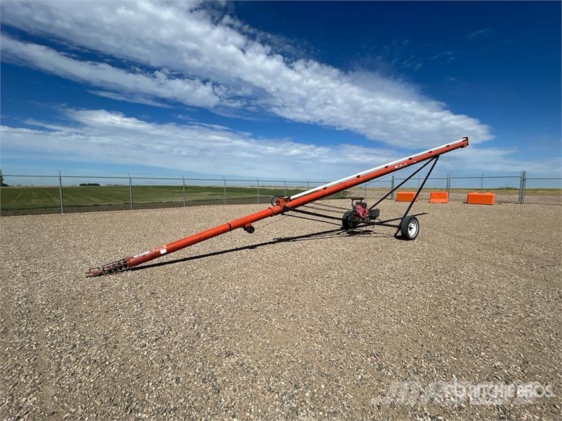 Brandt 745 7 in x 45 ft Grain Auger معدات نقل