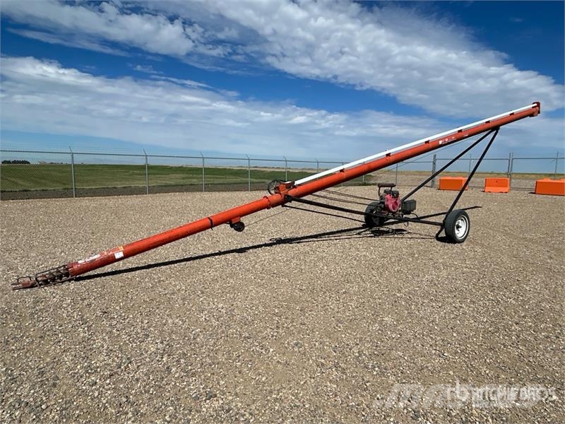 Brandt 745 7 in x 45 ft Grain Auger معدات نقل