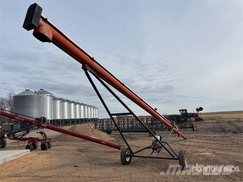Brandt 751 7 in x 51 ft Grain Auger Транспортне обладнання