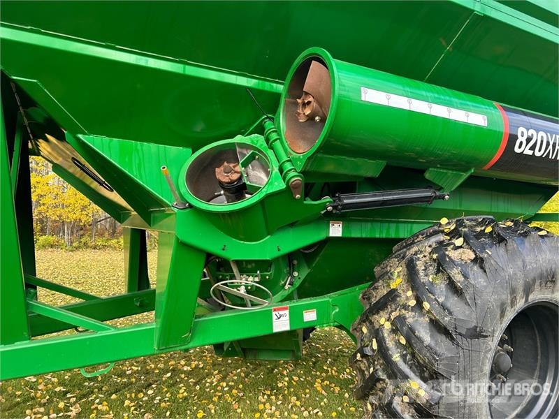 Brandt 820XR Getreideanhänger