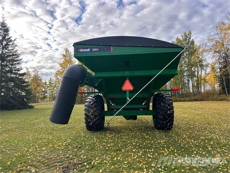 Brandt 820XR Getreideanhänger