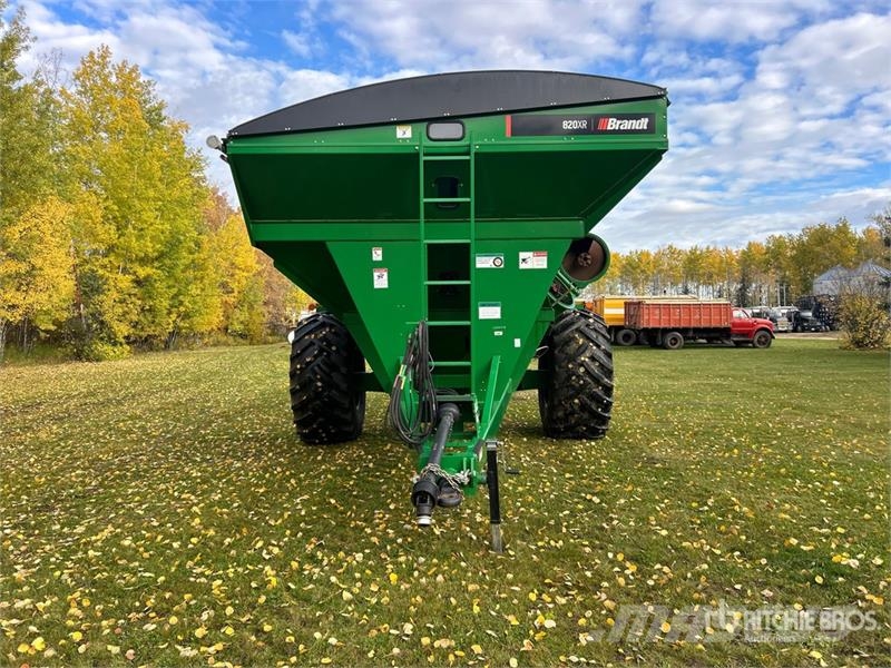 Brandt 820XR Getreideanhänger