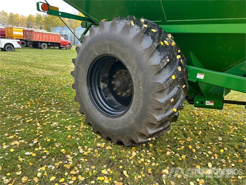 Brandt 820XR Getreideanhänger