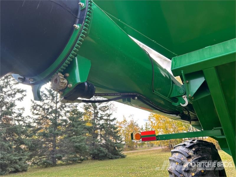 Brandt 820XR Getreideanhänger
