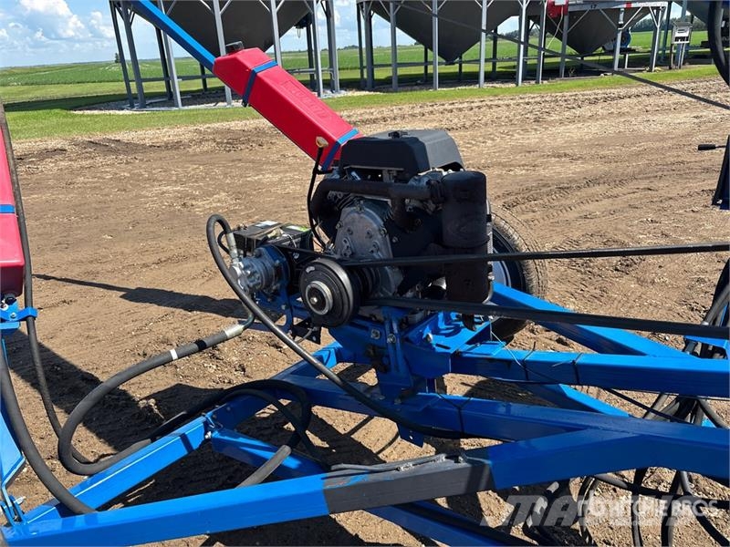 Brandt 837 Super Charged 8 in x 37 ft Grain Auger Konveieriseadmed