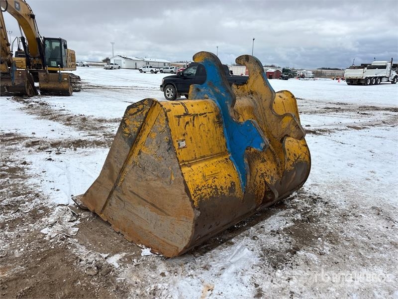 Brandt 84 in Q/C Cleanup Excavator Bucket - Fits John Dee Ковши