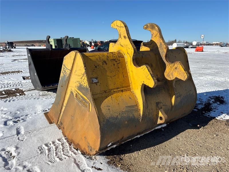 Brandt 84 in Q/C Cleanup Excavator Bucket - Fits John Dee دلاء