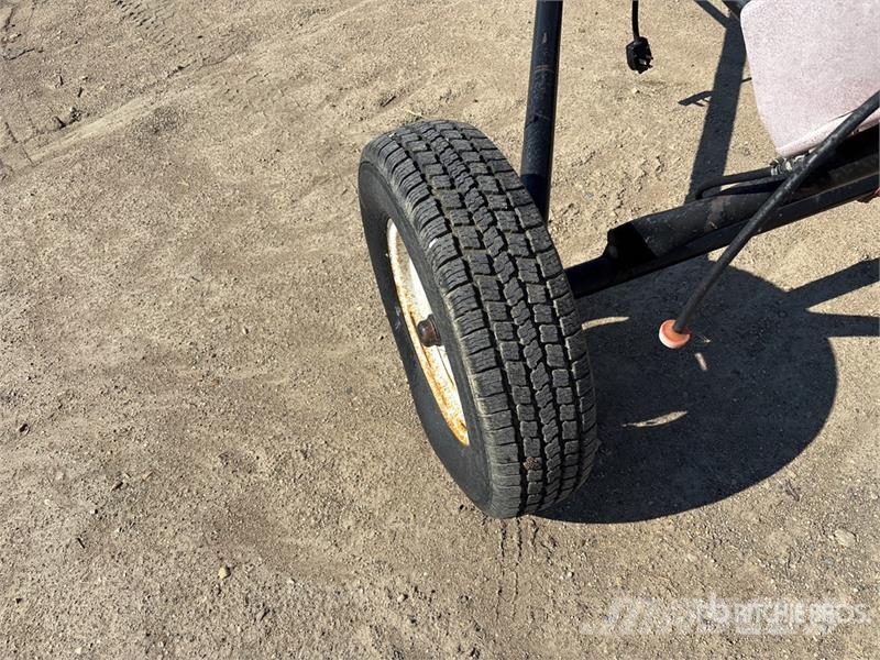 Brandt 840 8 in x 40 ft Grain Auger Material de transporte