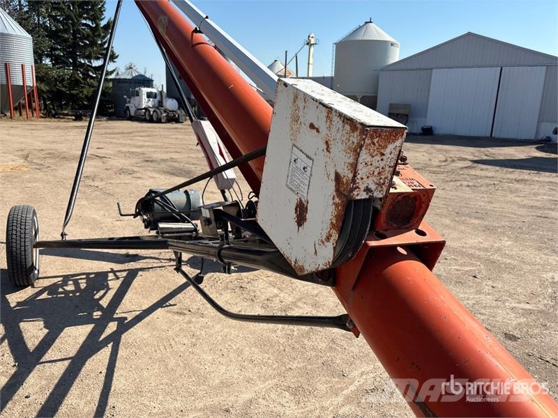 Brandt 840 8 in x 40 ft Grain Auger Material de transporte