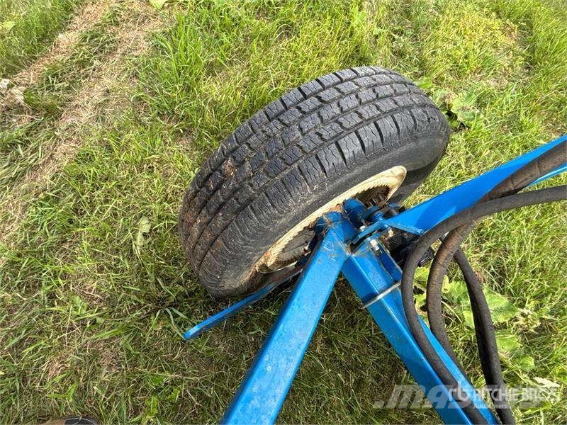 Brandt 847 SuperCharged 8 in x 47 ft Grain Auger 운반 장비