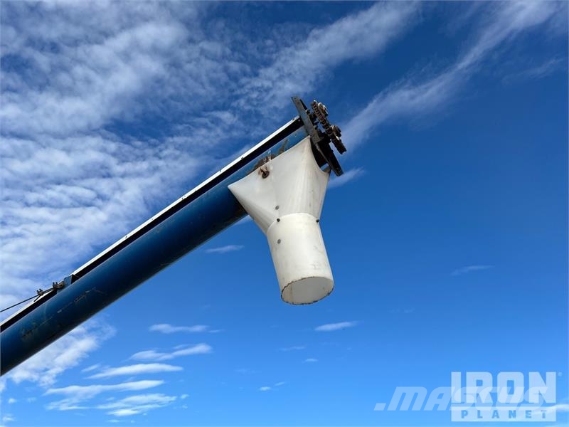 Brandt 852 8 in x 52 ft Grain Auger Attrezzature di trasporto