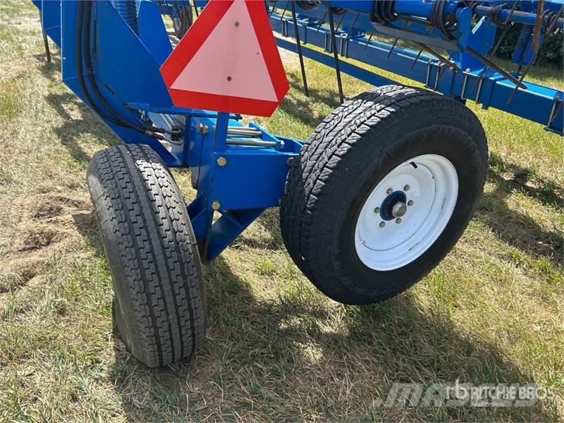 Brandt Commander 7000 70 ft Heavy Harrow Harver