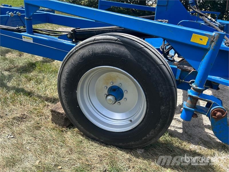 Brandt Commander 7000 70 ft Heavy Harrow Harver