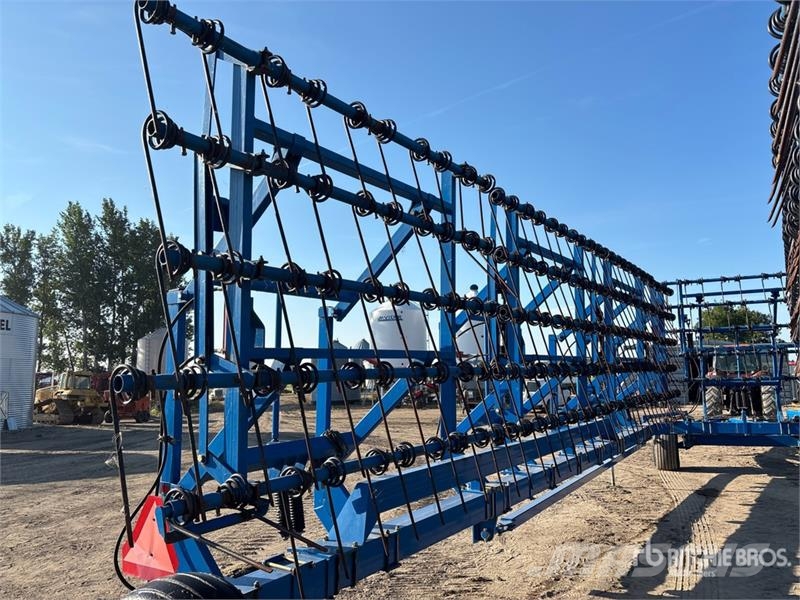 Brandt Contour Commander 8800 80 ft Heavy Harrow 钉齿耙