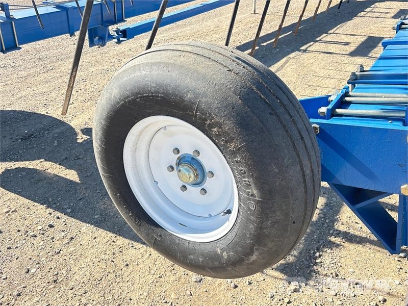 Brandt Contour Commander 7000 70 ft Heavy Harrow Drljače