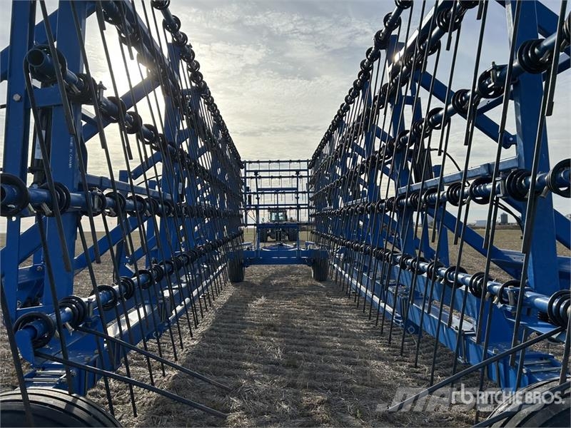 Brandt Countour Commander 8200 82 ft Heavy Harrow Gradas