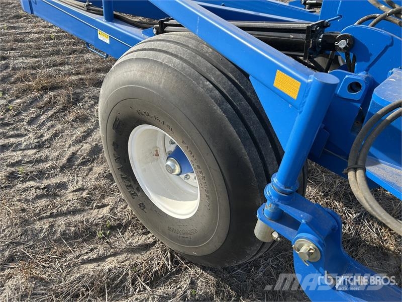Brandt Countour Commander 8200 82 ft Heavy Harrow Gradas
