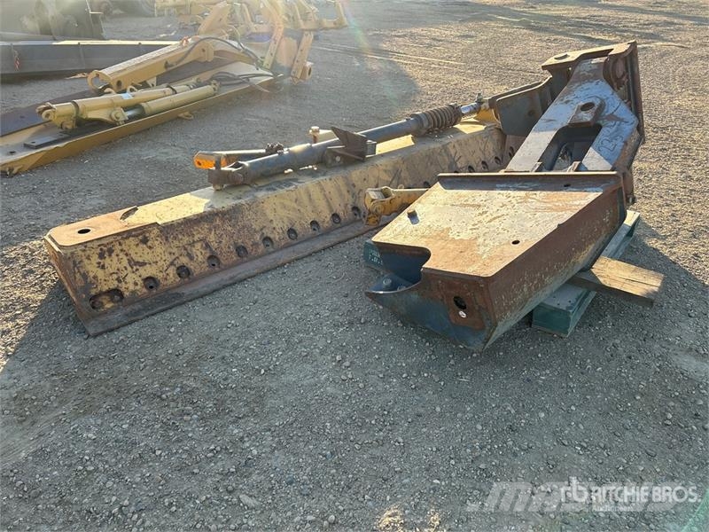 Brandt G Series 144 in Snow Motor Grader Blade Bladen