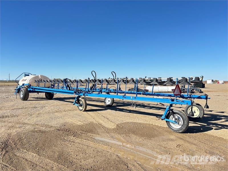 Brandt QF 1500 80 ft Pull-Type Sprayer Vučene prskalice