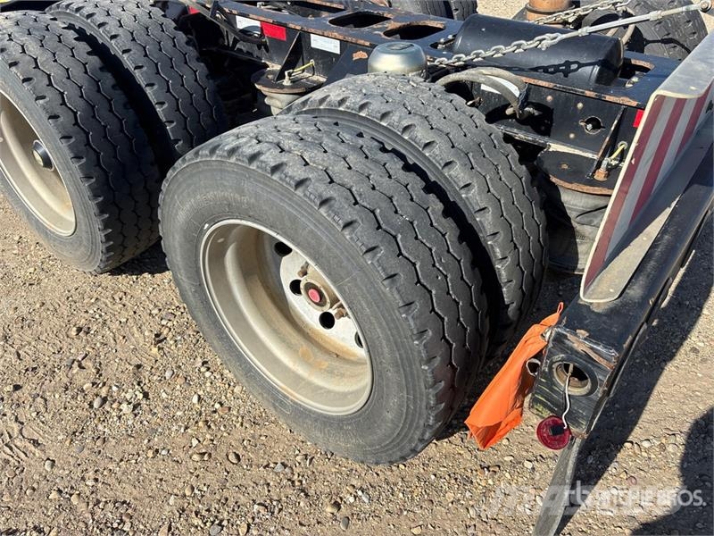 Brandt T/A Booster Axle Andre hengere