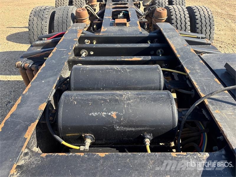 Brandt T/A Booster Axle Andre hengere