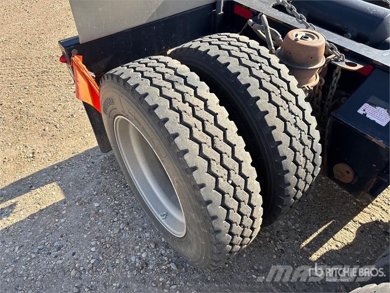 Brandt T/A Booster Axle Andre hengere