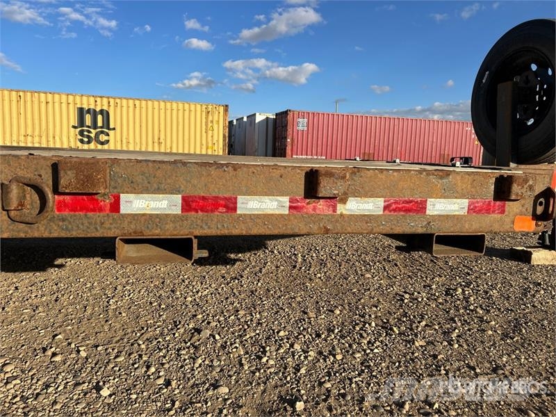 Brandt UBT822 22 ft T/A Tilt Deck Trailer Tieflader