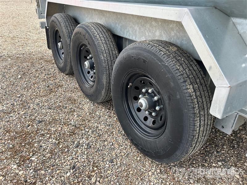 Brandt UGD1116 16 ft Gooseneck Dump Utility Trailer (Unus Savivartės priekabos